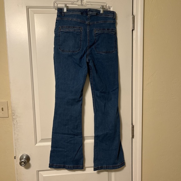 Target Brand: Knox Rose high waisted flare jeans size 10 - Picture 3 of 3
